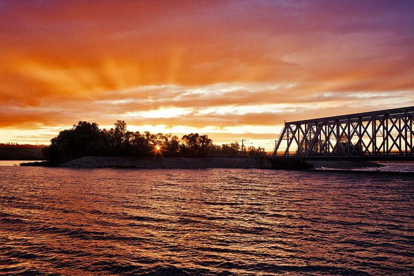 Александр Яловегин