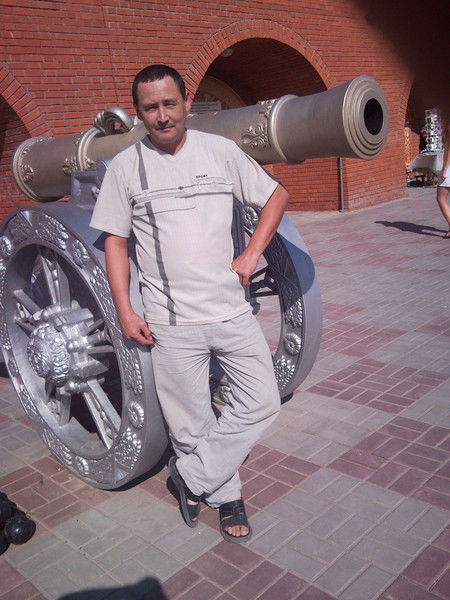 Владислав Петров