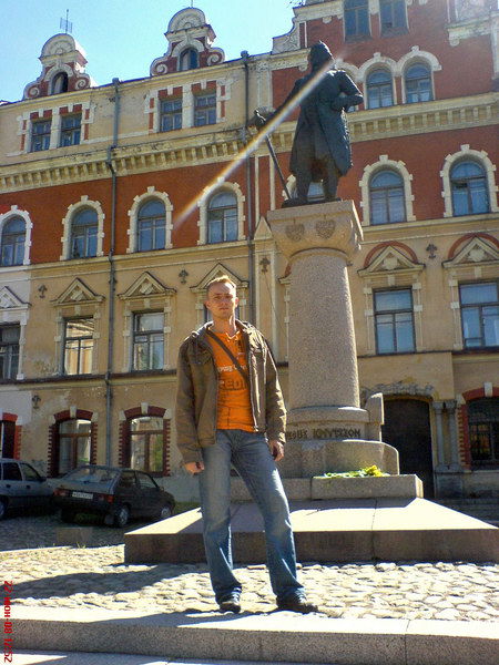 Андрей Лобанов