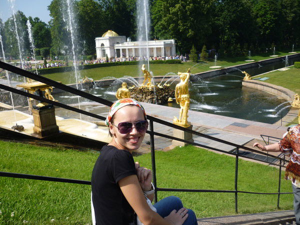 Оленька Белякова