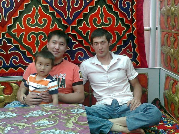 Омур Ташматов