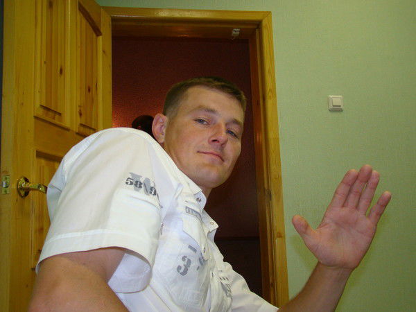 Александр Щекотов