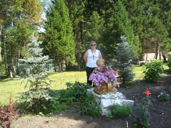 Елена Чарухина