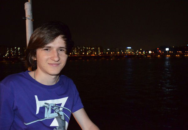 Денис Хххххх