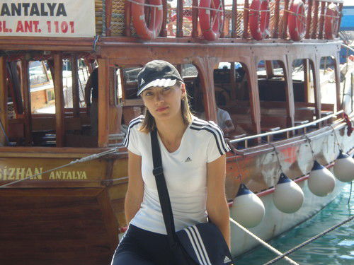 Наташа Залиханова