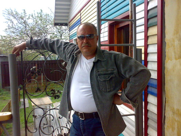 Олег Бурачек