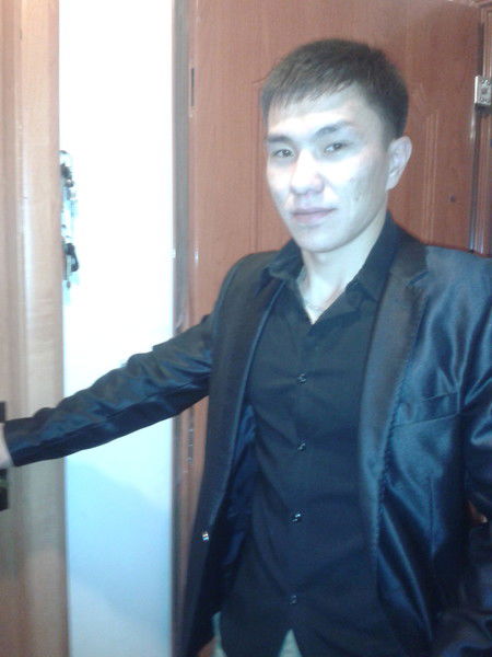 Жанат Кушербаев