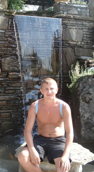 Александр Ефремов