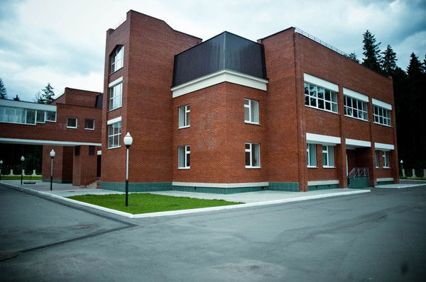 Нептун П. Чкаловский Нептун П. Чкаловски