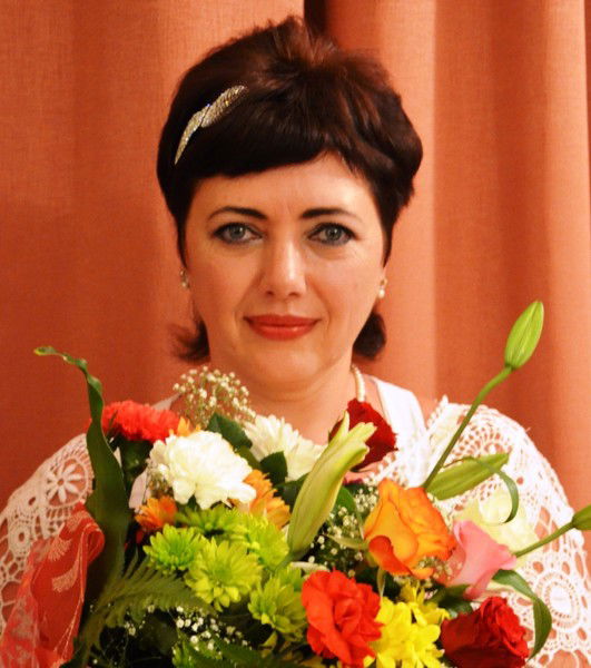 Елена Котова