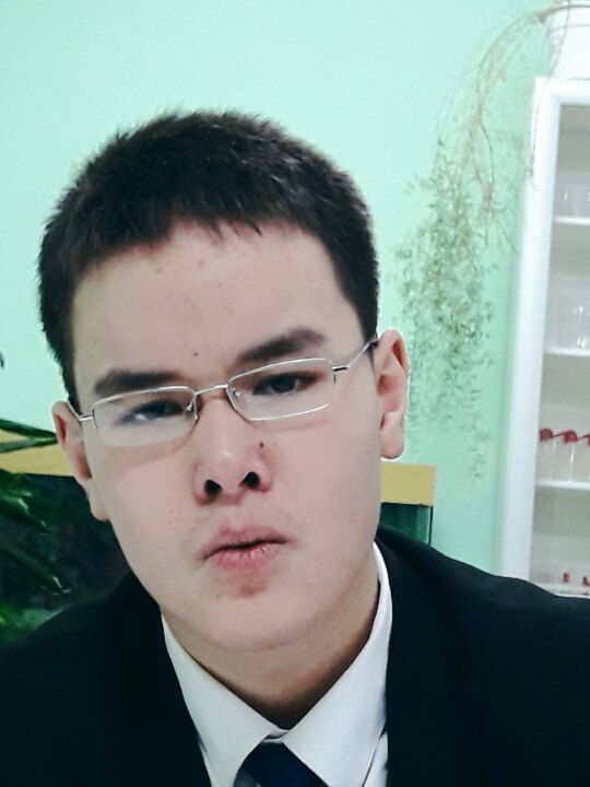 Саян Буркутбаев