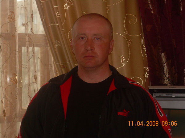 Виктор Емельянов