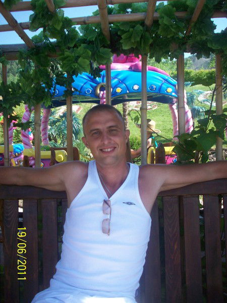 Андрей Губарь