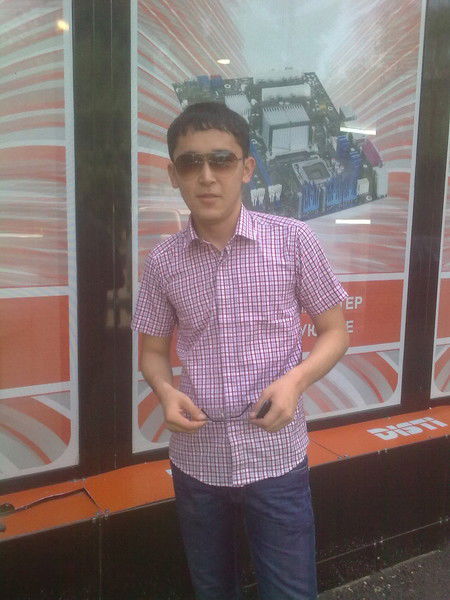 Жарас Толегенов