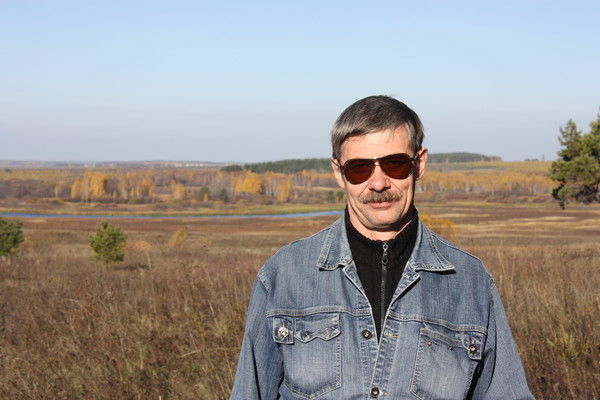 Александр Исаев