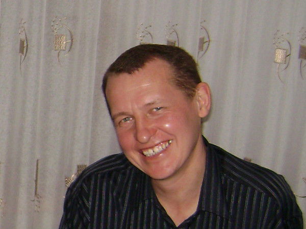 Виктор Неверов