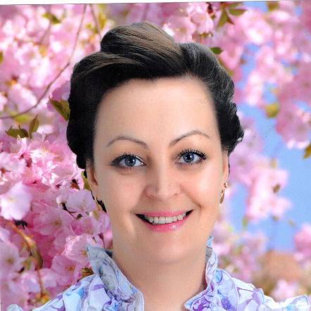 Алена Толстоброва