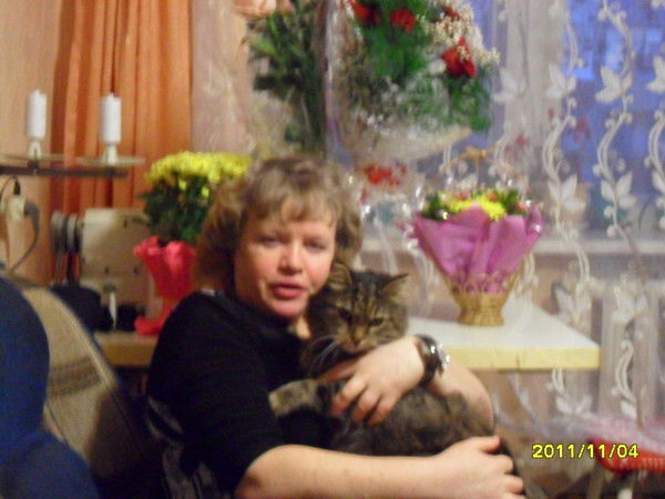 Елена Колобова