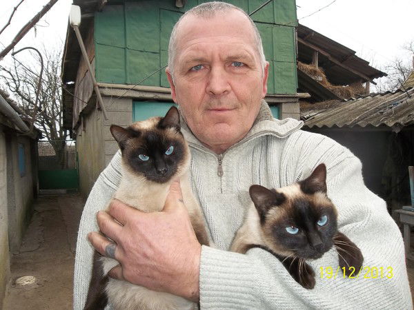 Валера Мангул