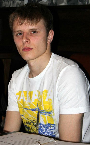 Денис Жданов