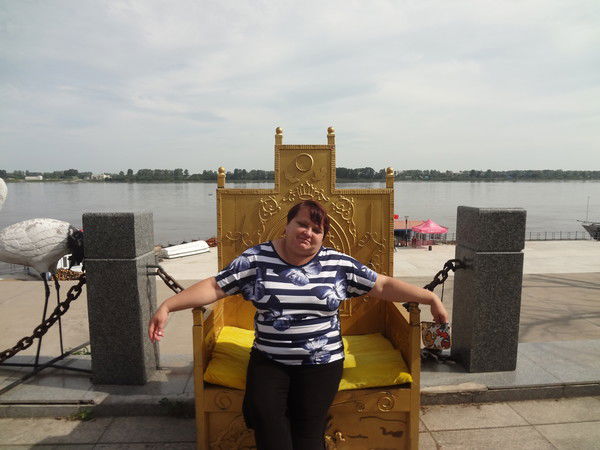 Елена Цуканова