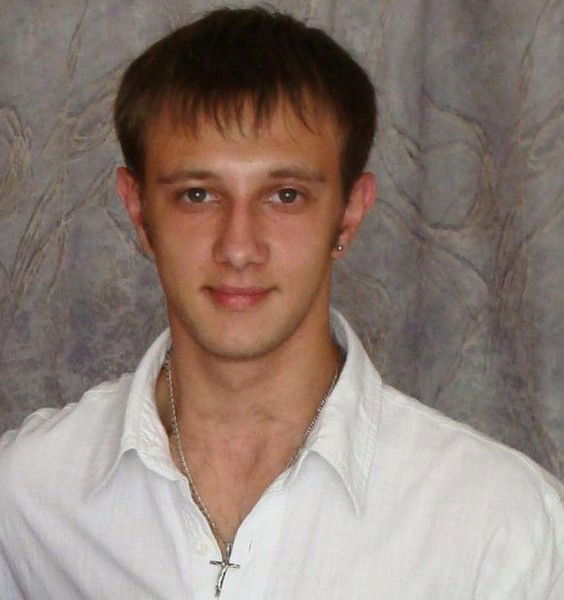 Андрей Леонов