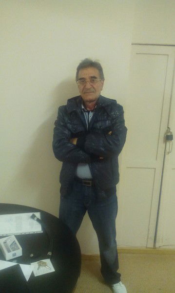 Михаил А,,,,,