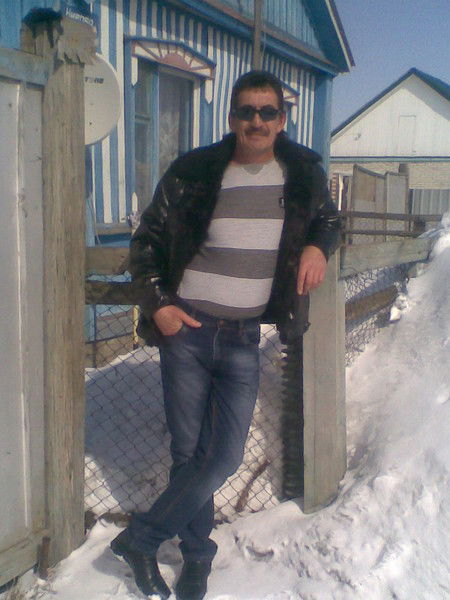 Олег Валиев