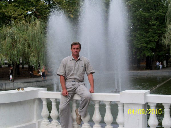 Олег Степанов