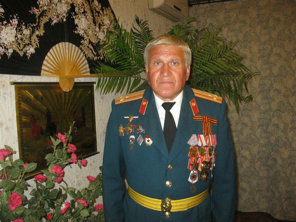 Николай Наумов