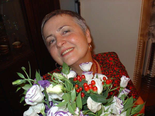 Лариса Пахомова