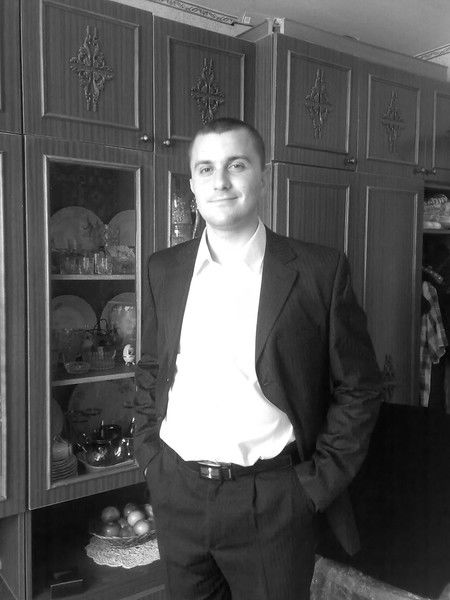 Антон Антия