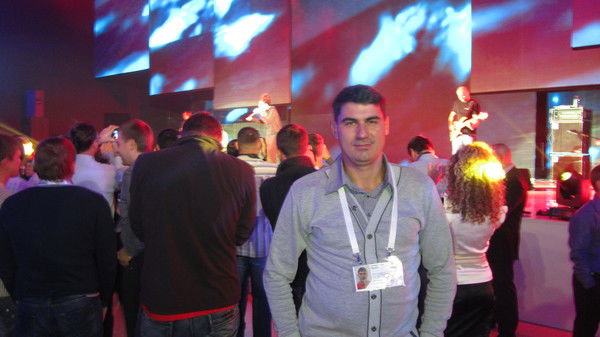 Олег Литвинов