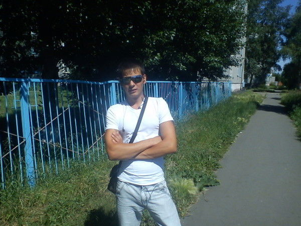 Евгений Олейник