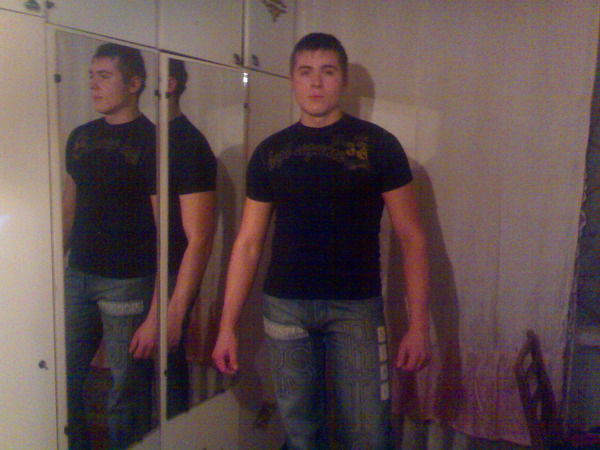 Максим Плахотник