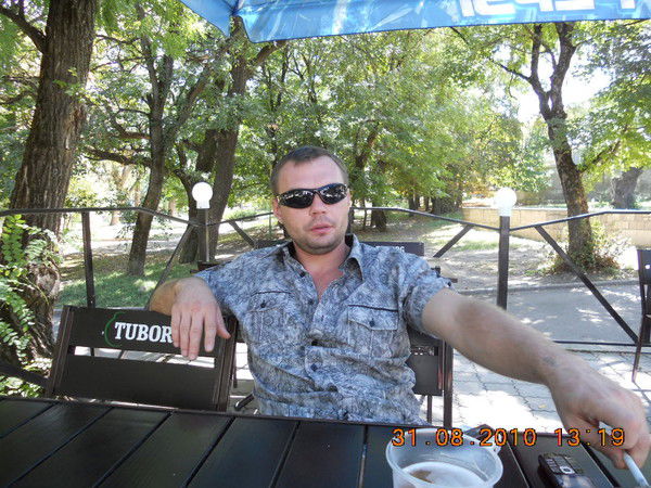 Неизвестно Неизвестно