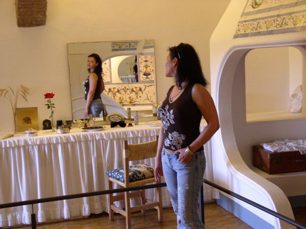 Анна Колчина