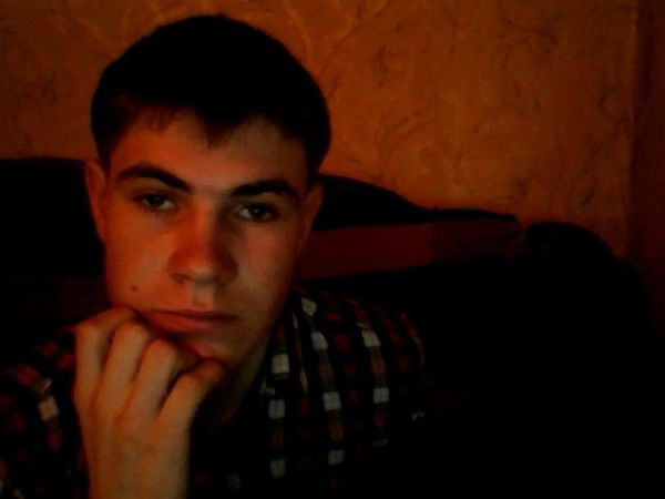 Антон Домрачев