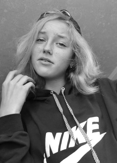 Яна Шапаренко