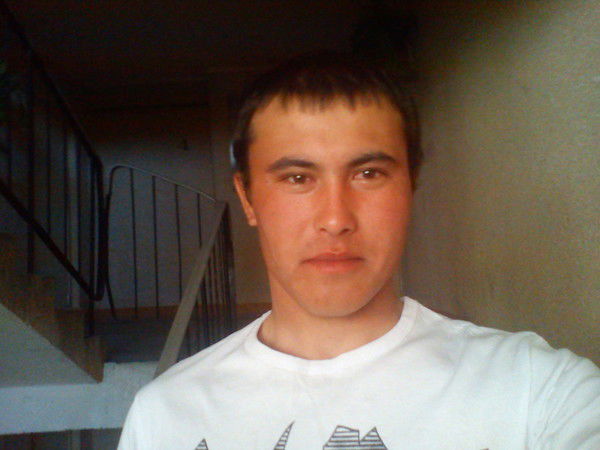 Эркин Романов