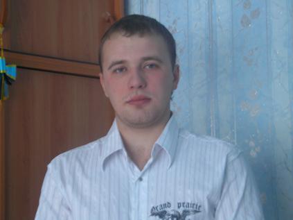 Денис Максимов