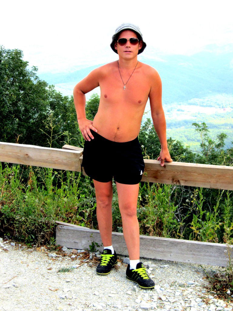 Антон Панов