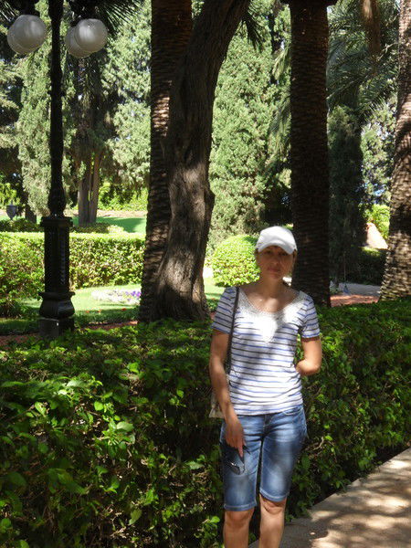 Елена Любимова