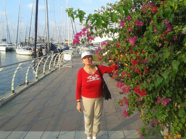 Надья Равикович