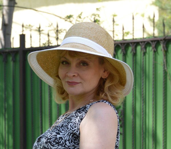 Анжелика Николотова