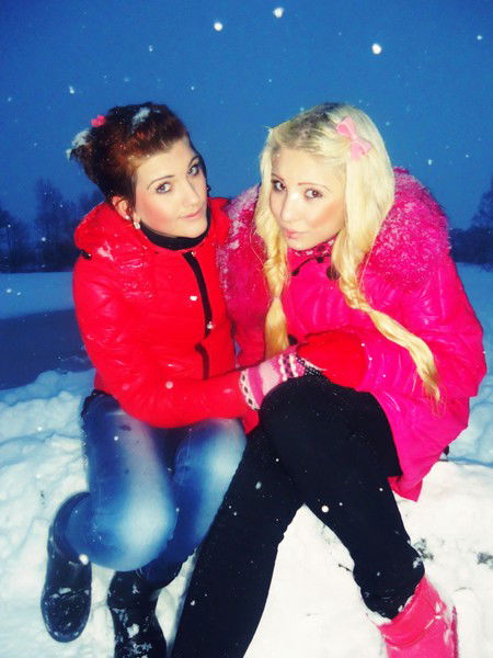 Ксения:* Ксения:*