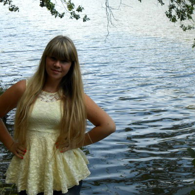 Даша Сакановская