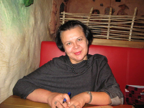 Людмила Нездолей