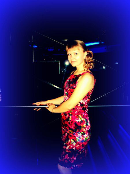 Елена Видманова