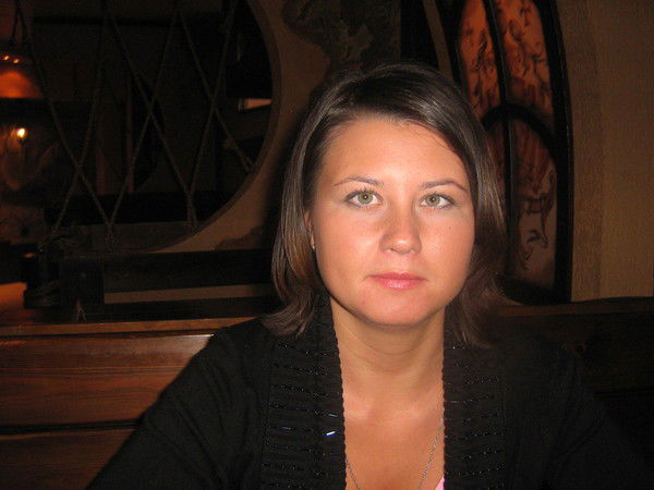 Оля Семенова